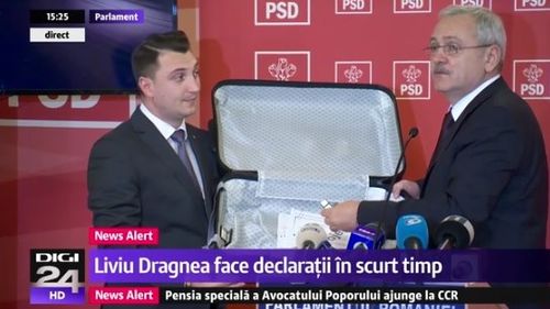 Dragnea a prezentat al doilea troler anti-Iohannis: Un clip realizat după o anchetă Rise Project referitoare la declarațiile de avere ale președintelui