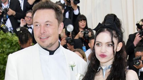 Cântăreaţa Grimes confirmă naşterea celui de-al doilea copil al său cu Elon Musk / Fetița se va numi Exa Dark Sideral sau Y. Primul copil se numește X A A-Xii sau X