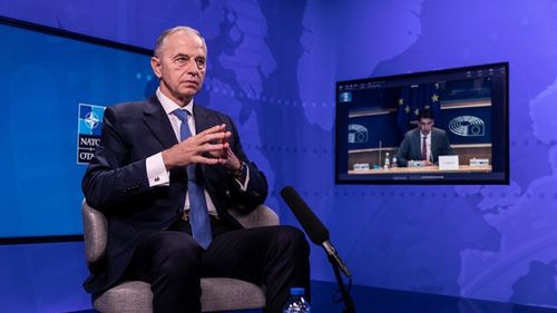VIDEO Mircea Geoană, secretarul adjunct al NATO, a discutat despre inteligența artificială în Parlamentul European