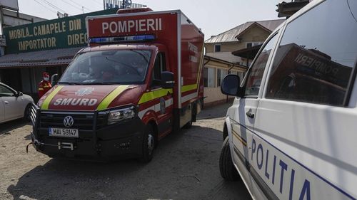 FOTO Percheziții la centre de vârstnici unde zeci de beneficiari ar fi fost supuși „tratamentelor inumane ori degradante”/ Între acuzații: grup infracțional organizat, trafic de persoane și delapidare / Consiliera Gabrielei Firea are „doar calitatea de martor”, potrivit Ministerului Familiei