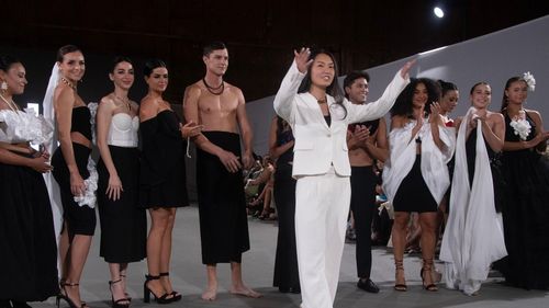 Săptămânile modei: impactul crescând al mărcilor de gamă medie