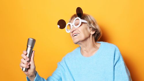 3 opțiuni de stil de viață care te-ar putea ajuta să trăiești sănătos până la 100 de ani, potrivit oamenilor de știință chinezi / De ce e important să fii nefumător