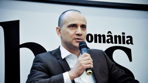 Sociologul Dan Petre, despre voucherele pentru elevi de la PSD: O falsă soluție, o formă de protecție socială mascată pentru familiile dezavantajate social, ținte electorale ale guvernelor de stânga