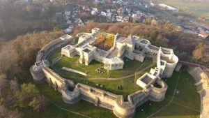 Municipiul Suceava instituie o taxă de turism de 3% din tariful de cazare