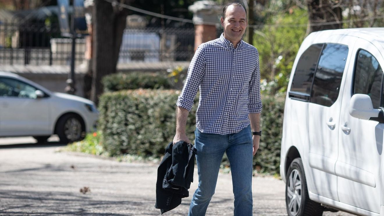 PNL a votat excluderea lui Dan Vîlceanu din partid, a anunțat Nicolae Ciucă/ Fostul ministru al Finanțelor este un apropiat al lui Florin Cîțu și a anunțat că va vota împotriva Guvernului Ciolacu