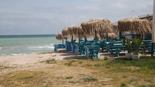 Premierul Florin Cîțu: Purtarea măștii nu va mai fi obligatorie pe plajă de la 1 iunie