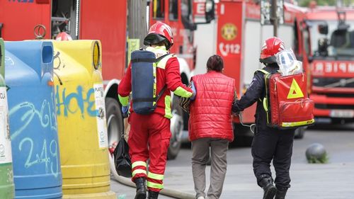 Două persoane din metroul blocat în tunel au fost transportate la spital / În total, 25 de călători au avut nevoie de asistență medicală
