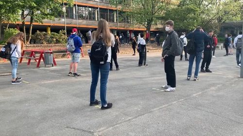 Peste 12.500 de note s-au majorat după contestații, iar aproape 6.000 au scăzut – rezultatele finale de la Evaluarea Națională