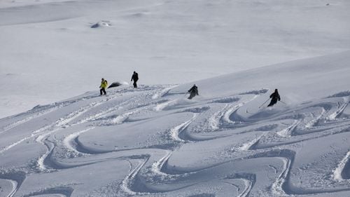 "Perfectă pe schiuri": Mikaela Shiffrin încheie un an de recorduri istorice cu două noi reușite importante / Numără acum 93 de victorii în Cupa Mondială