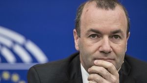 Manfred Weber, ales candidatul popularilor europeni la funcția de președinte al Comisiei Europene: Imigrația ilegală trebuie oprită. Europa mea este o Europă care nu face nici un compromis în ce privește controlul la frontiere