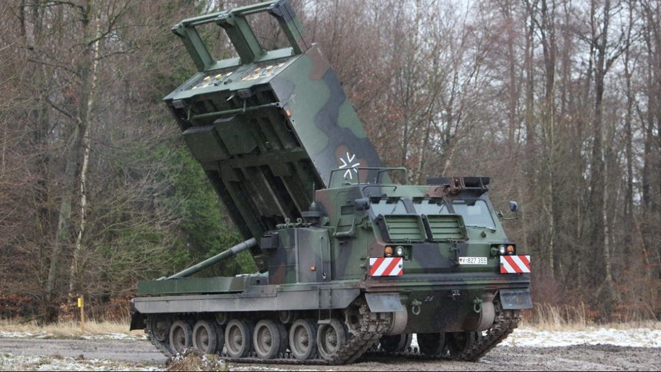 Germania anunță că va livra Ucrainei încă două lansatoare multiple de rachete MARS II și alte 50 de transportoare blindate