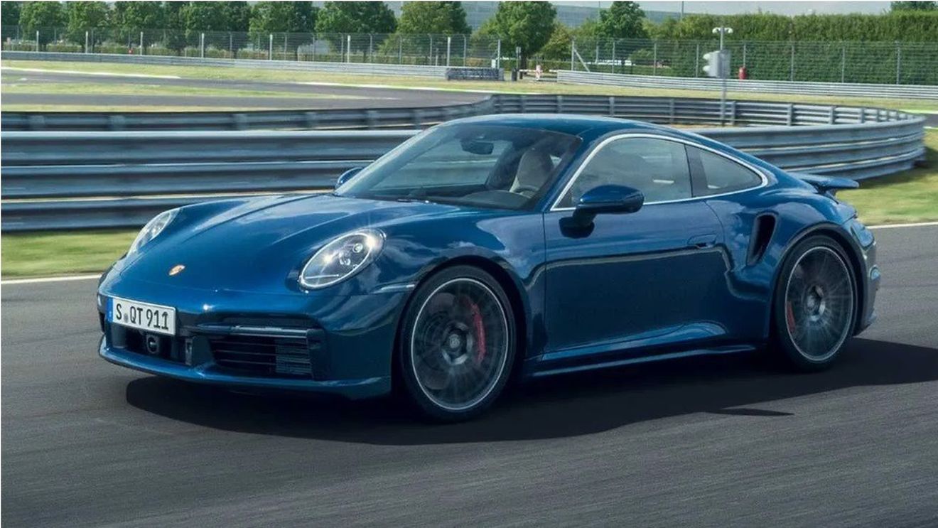 Celebrul 911 va rămâne singurul model pe combustie din gama Porsche