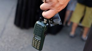 Kremlinul nu vrea să spună dacă Gardienii Revoluţiei din Iran se folosesc de dispozitive de comunicare ruseşti sau chineze