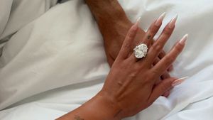 Cum să cumperi un inel de logodnă: sfaturi pentru alegerea mărimii, designului și caratajului potrivit