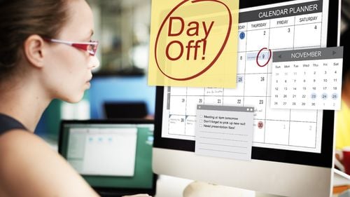 Concediile angajaților de la stat sunt mult mai lungi decât ale celor de la privat / Cum ajung unii bugetari la câte 35 de zile de concediu de odihnă în fiecare an