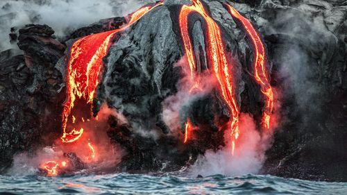 Imagini spectaculoase ale erupției vulcanului Kilauea din Hawaii