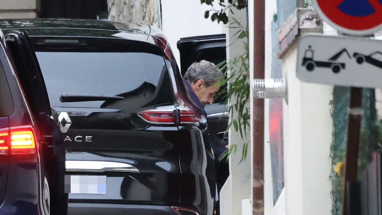 UPDATE Fostul președinte francez Nicolas Sarkozy a fost eliberat din închisoare / Își va ispăși restul pedepsei sub control judiciar
