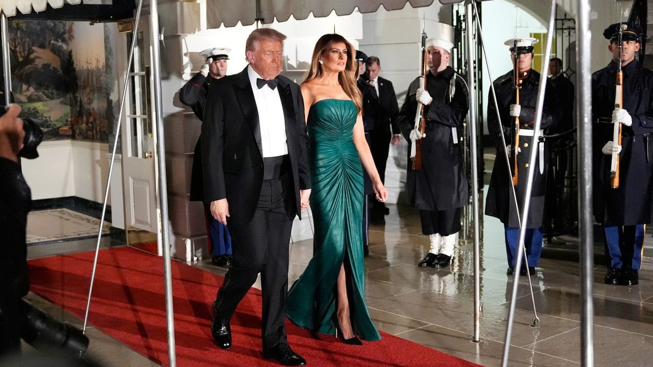 Melania Trump aduce un omagiu prințului moștenitor al Arabiei Sauditei purtând o rochie verde Elie Saab de 3.350 de dolari