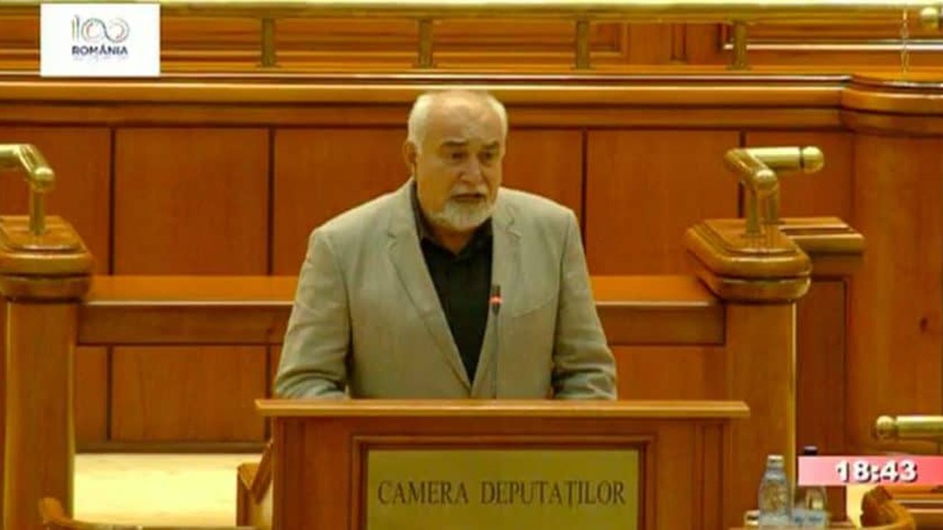 Vosganian: Dan Barna reclamă că a scăzut natalitatea. Cum să crească dacă USR susţine comunitatea LGBTQ?