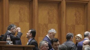 Liderul PSD Marcel Ciolacu, ales preşedintele Grupului PRO-America din Parlamentul României, în locul lui Ludovic Orban care a fost înlăturat din grup/ Din grupul PRO-America fac parte și George Simion și Claudiu Târziu