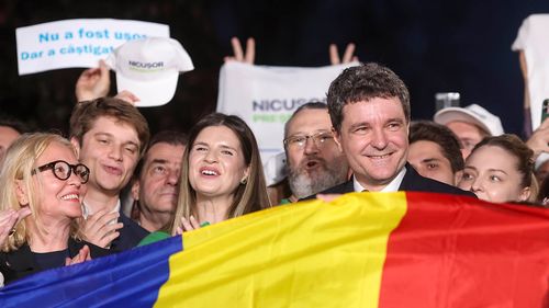 Nicușor Dan: Sunt onorat să primesc un mesaj de felicitare din partea senatorilor americani Jeanne Shaheen, Thom Tillis, Chris Coons, Pete Ricketts, Chris Murphy și Katie Britt / În numele cetățenilor români care m-au ales președinte, vă mulțumesc pentru cuvintele dumneavoastră calde și pentru sprijinul puternic