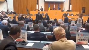 Parlamentarii austrieci de extremă-dreapta au părăsit Parlamentul la discursul lui Zelenski