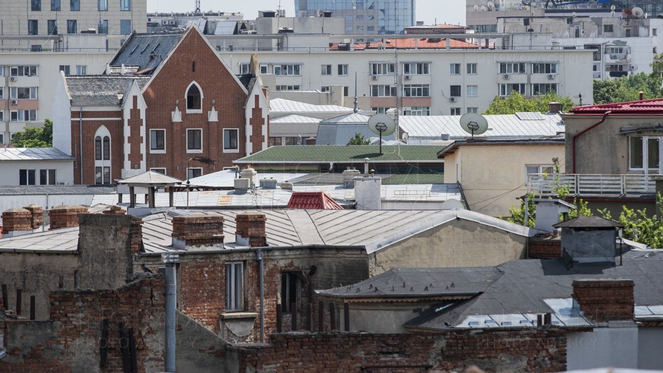 Dilemă în vremea corona: Apartament în oraș sau casă în zona metropolitană?