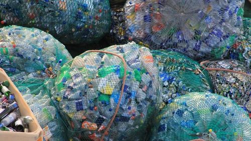 33 de percheziții într-un dosar DIICOT de fraudare a banilor publici prin falsificarea datelor legate de colectarea deșeurilor / E vizată o asociație controlată de Consiliul Județean Argeș