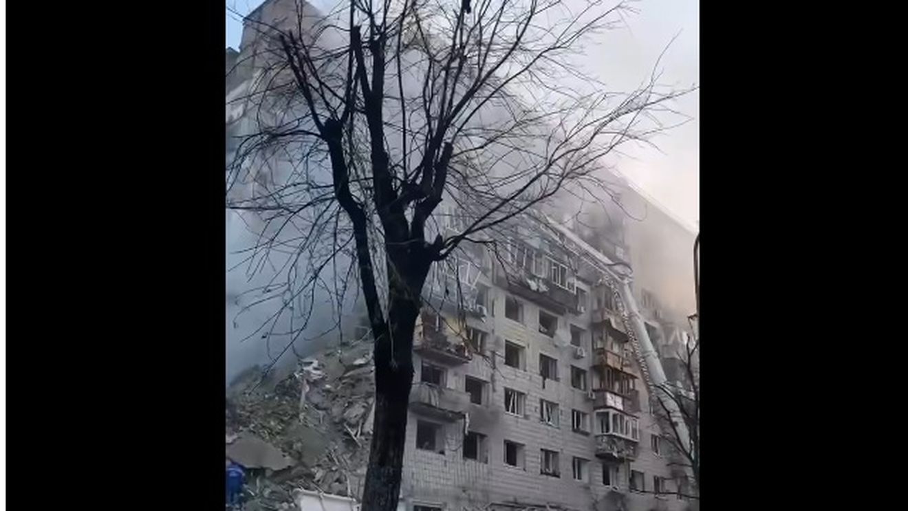 14 morți și 44 de răniți în atacul rusesc de azi noapte asupra Kievului / Printre cei uciși, un cetățean american