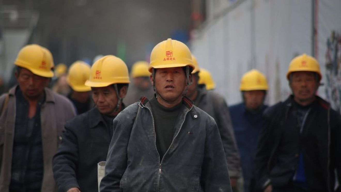 Le Monde: România aduce muncitori asiatici pentru a înlocui emigranții
