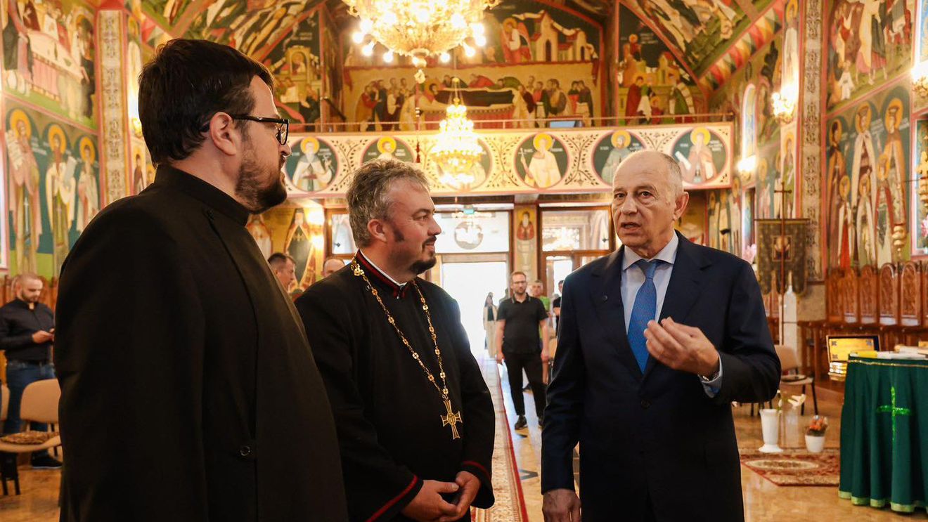 Mircea Geoană este împotriva căsătoriilor între persoane de același sex: ”Societatea nu este pregătită pentru așa ceva”