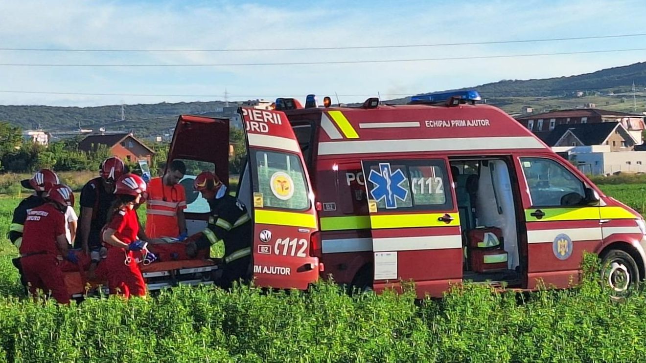 SURSE Un ofițer MApN și 4 elevi, răniți în urma exploziei unei capse detonate electric. Participau la o acțiune organizată de MAPN cu elevii Școlii Militare de Maiștri Militari și Subofițeri a Forțelor Terestre „Basarab I” Pitești