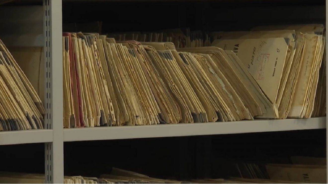 Ministerul Apărării susține că nu mai are arhivă de restituit CNSAS: Toate documentele care privesc fosta securitate din arhiva MApN au fost predate, cu excepţia celor a căror dezvăluire ar putea aduce atingere securităţii naţionale