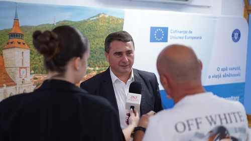 UPDATE Liviu Cocoș, prim-vicepreședintele PNL Brașov, a fost arestat preventiv pentru 30 de zile, pentru cumpărare și dare de influență / Control judiciar pentru șefa companiei de apă / DNA a efectuat joi percheziții la Compania de Apă Brașov, acolo unde director e liberalul