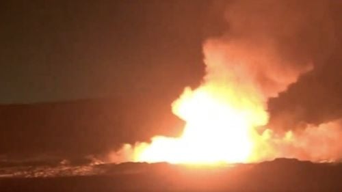 Erupție vulcanică în curs de desfășurare în Islanda