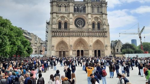 Catedrala Notre Dame din Paris redevine cel mai vizitat monument al Franței după redeschiderea ei la sfârșitul anului trecut
