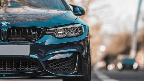 Un startup lansează prima platformă bazată pe AI din România pentru intermedierea vânzării de maşini rulate / Softul compară circa 2 milioane de anunţuri din ultimii doi ani