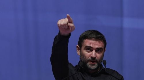 Pleșoianu, marea surpriză la primul congres PSD în epoca post-Dragnea. Mult arțag față de ”haștag”, plus obsesia pentru apă și canal. Dăncilă, liderul fără priză la partid