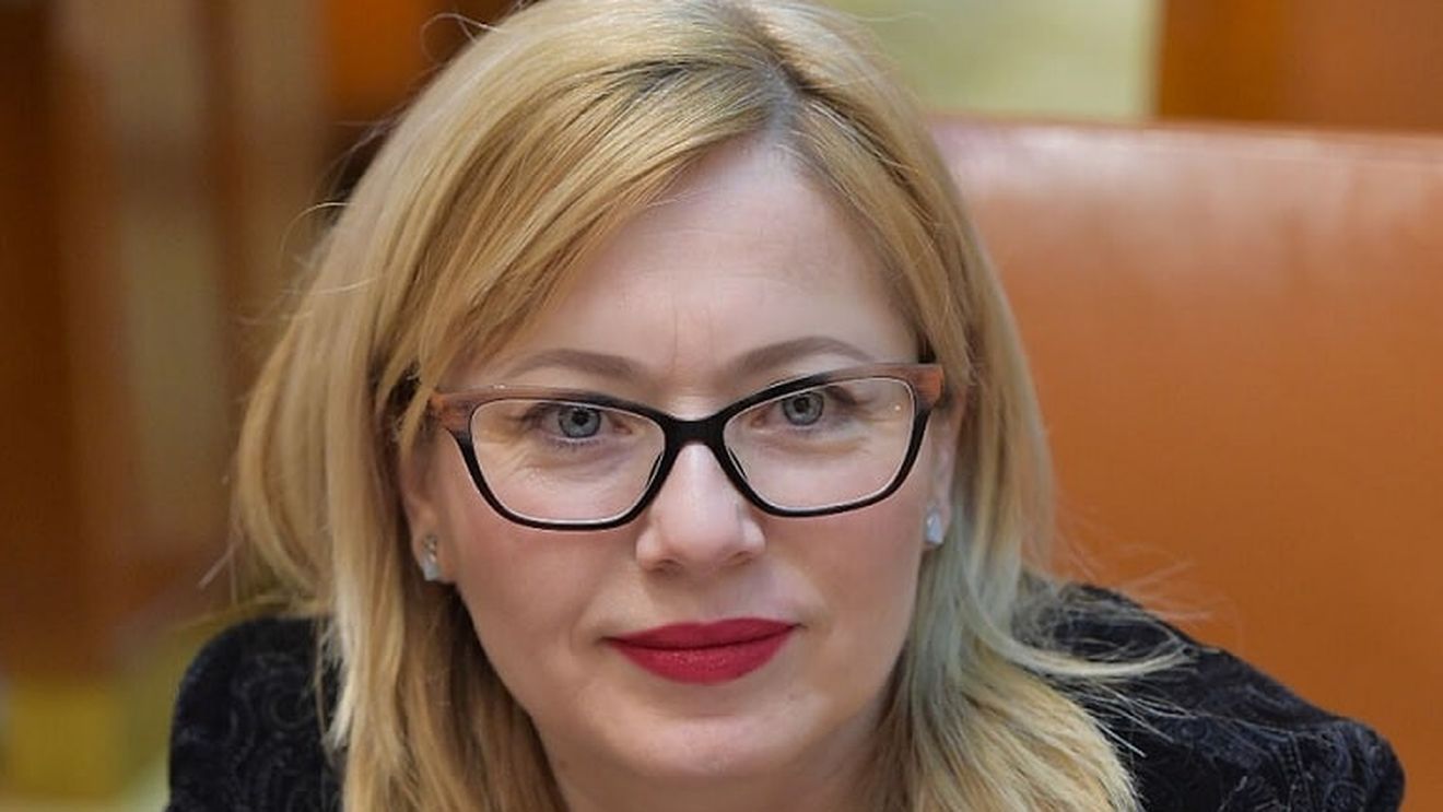 Lia Olguța Vasilescu, reclamată la CNCD de șefa Comisiei pentru egalitate de șanse din Parlament, Cristina Iurișniți (USR)
