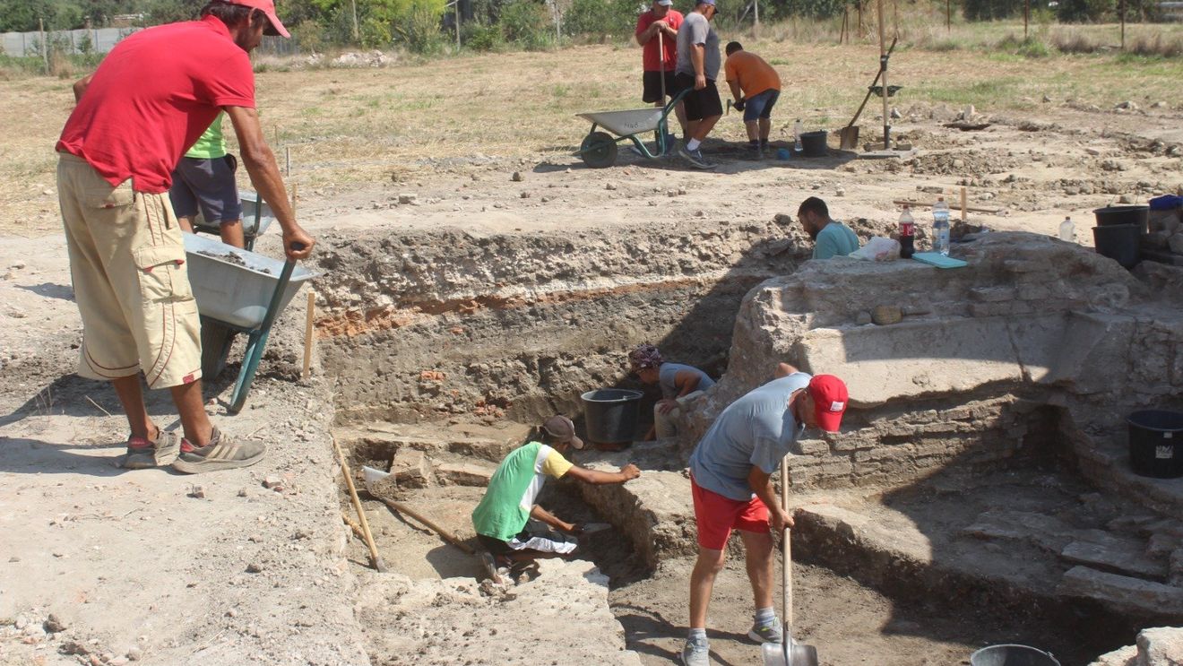 Sindicatul din Cultură critică guvernul pentru că vrea să plafoneze sporul de condiții vulnerabile: Arheologii își riscă sănătatea pe șantiere departe de casă