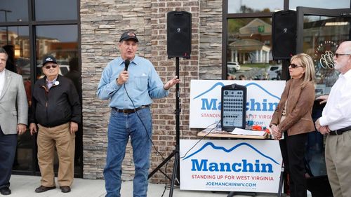 Un potențial candidat independent la prezidențialele din SUA produce îngrijorări în tabăra președintelui Biden. Joe Manchin, susținut de o influentă și discretă organizație