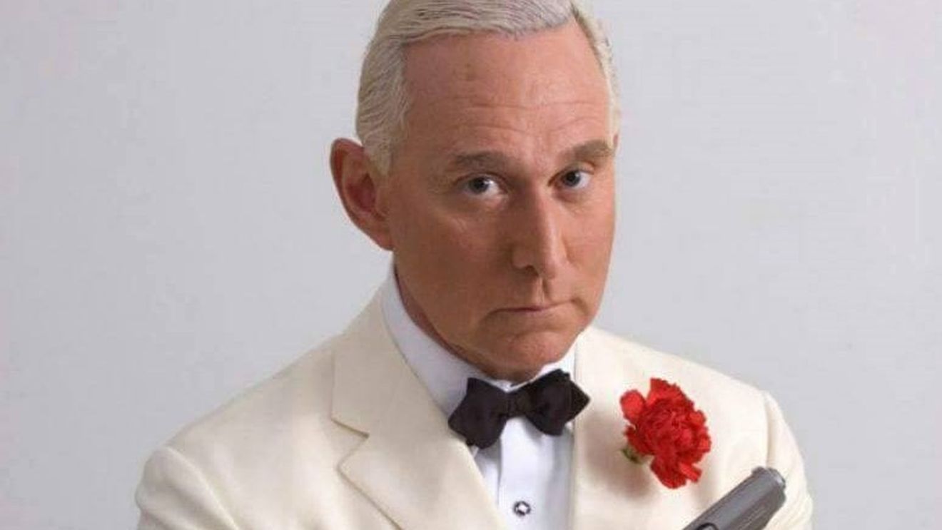 VIDEO Roger Stone, aliatul lui Trump care a discutat cu hackerul rus Guccifer 2.0, a fost arestat în SUA