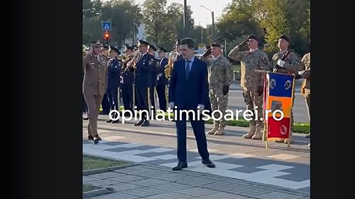 VIDEO Președintele Nicușor Dan, încurcat de protocol