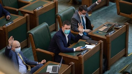 Tzancos Barna, despre moţiunea simplă la adresa sa: La cât de disperat este pentru procente în sondaje USR-ul, mă mir că a venit abia acum moţiunea/ În afară de Dumnezeu, nu mi-e teamă de nimeni