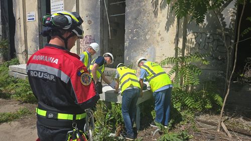 VIDEO | SEISM 2025, simulare de cutremur major în zona Vrancea: Trei spitale din Capitală – Elias, Bagdasar-Arseni și Pantelimon – sunt afectate în scenariu / Infrastructura suferă daune semnificative: DN1 este blocat, trei poduri rutiere sunt avariate