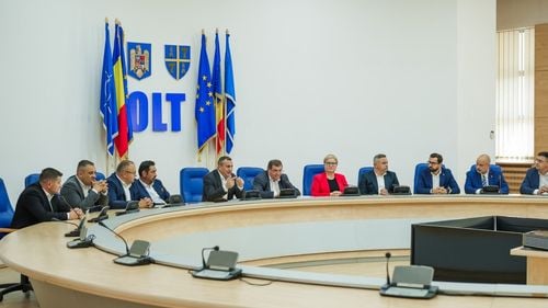 PSD Olt cere demisia prefectului Ştefan Nicolae, susţinând că acesta a participat la un miting neautorizat al PNL Slatina