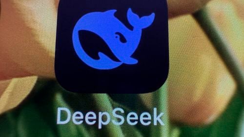 Presa chineză de stat susține că un atac informatic masiv asupra DeepSeek își are originea în SUA