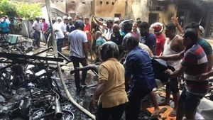 Reşedinţa preşedintelui din Sri Lanka, invadată de manifestanţi / Șeful statului, dus într-un loc sigur înainte de asalt / El este considerat responsabil de criza economică fără precedent din această țară