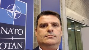 Radu Tudor, despre controversa privind șefia televiziunii publice : Au fost discuții cu unii lideri PNL/ M-au întrebat dacă m-aș gândi la o asemenea ofertă / Am mai avut oferte și în trecut de la PNL, inclusiv politice