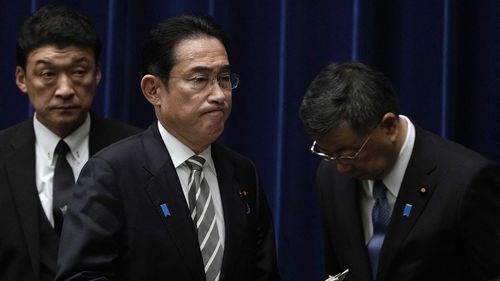 Scandal politico-financiar în Japonia: Premierul Kishida promite că nu vor mai fi seri pentru strângere de fonduri